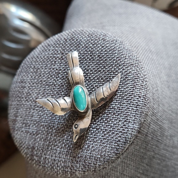 Great Native American Navajo Handmade Vintage Turquoise Bird Pin 🐦 - Picture 8 of 10
